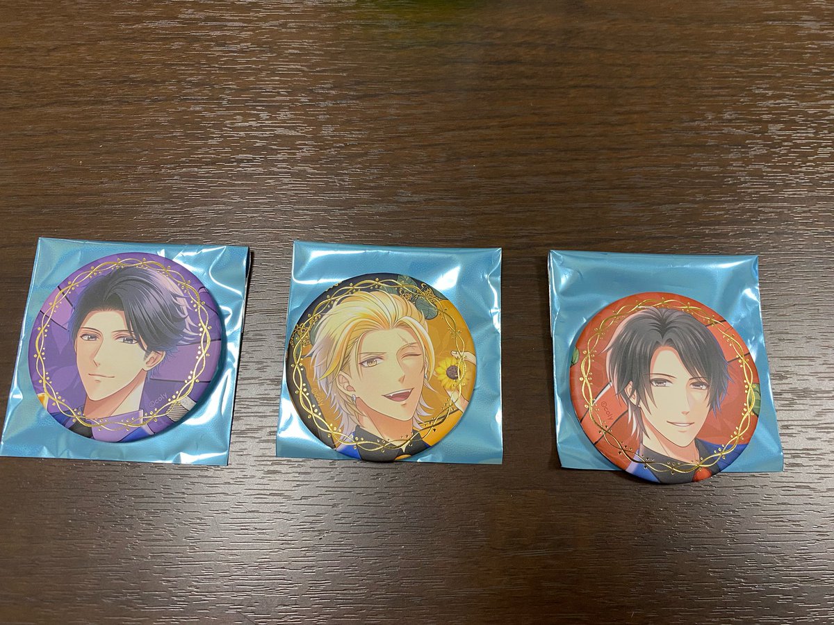 tr_CherryB's tweet photo. 【交換】スタマイ アニメイトフェアSugary Birthday  缶バ

求→同種宮瀬

譲→画像(新堂･桐嶋･関)

出来れば郵送だと嬉しいです。。。
よろしくお願いします！ https://t.co/OoGM2xRxAz