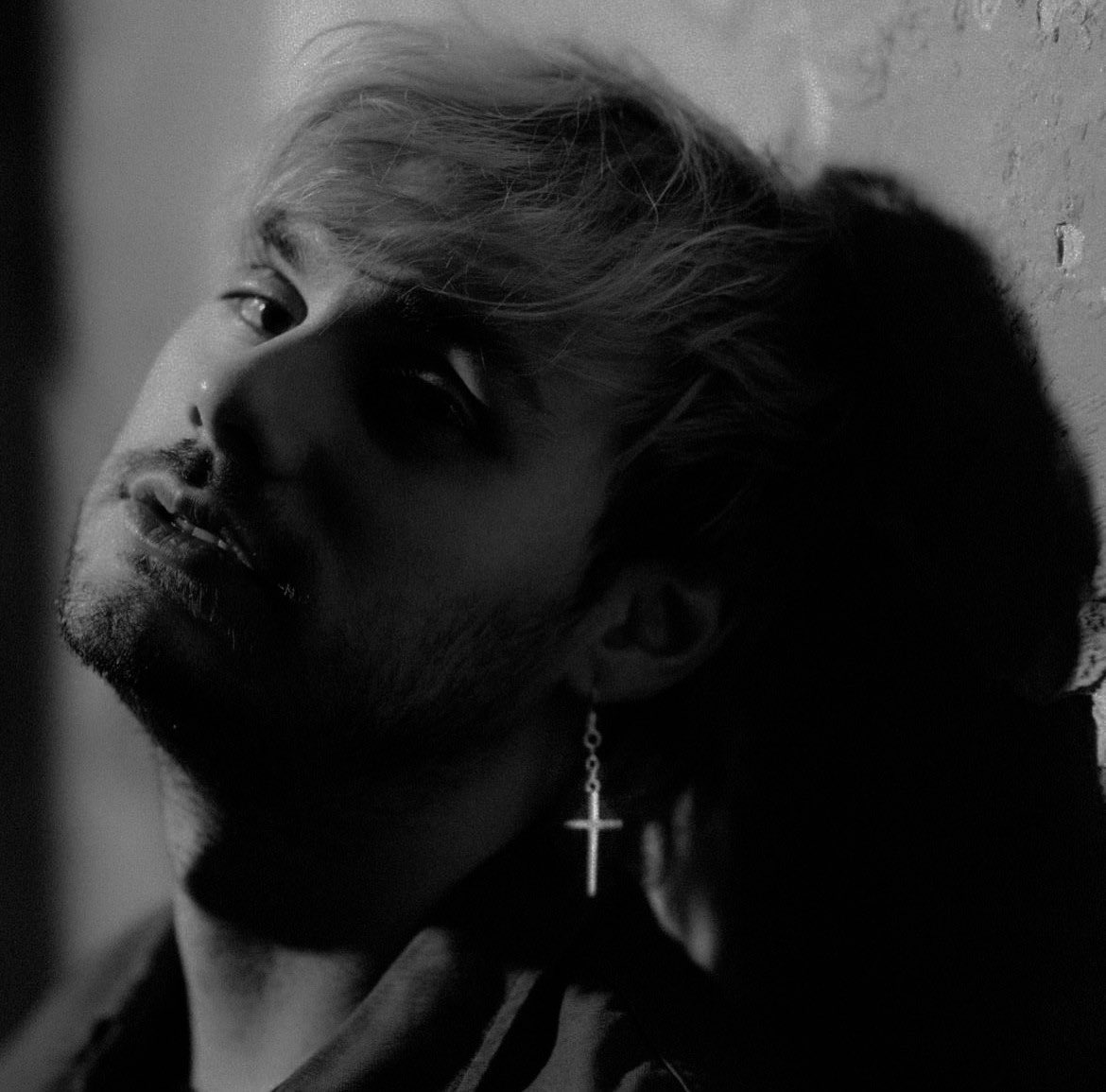 MARREDSTRINGS's tweet photo. #𝖇𝖑𝖆𝖘𝖕𝖍𝖊𝖒𝖞𖤐. ⊹ ₊˚ ☾ 
Seth Baker slutty earring nation are we present . https://t.co/MfZn4UXisx