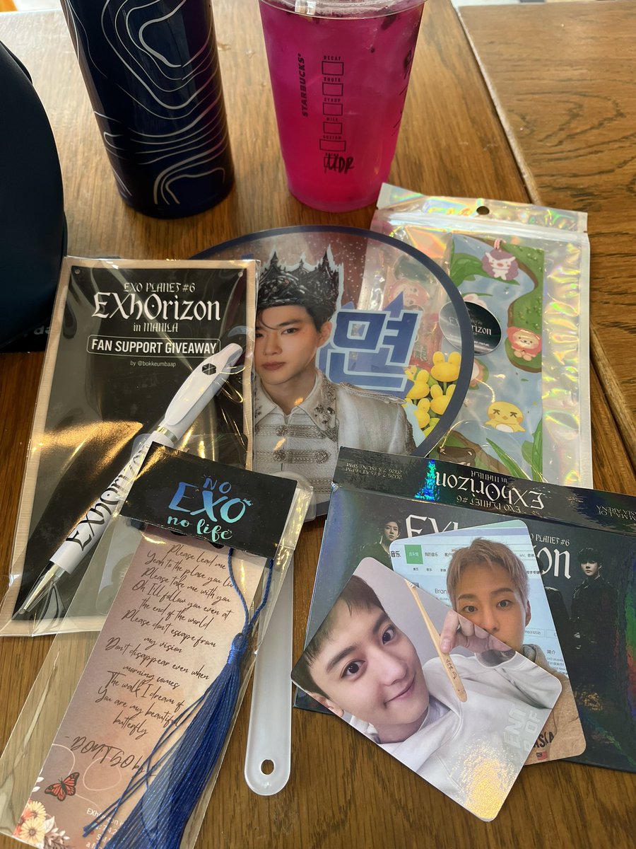 Dzexo12's tweet photo. Thank youuu poo!!!!

 #EXhOrizoninMANILA https://t.co/RysUhusk1x