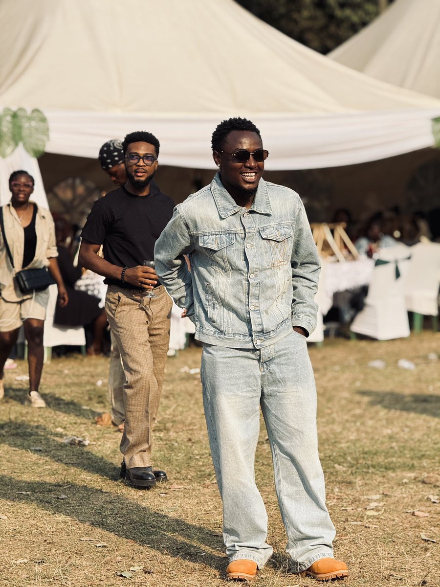 Thisphido's tweet photo. The Most Jiggy of them all
✝️❤️
#phido #imback https://t.co/Ra5HzVQsgX