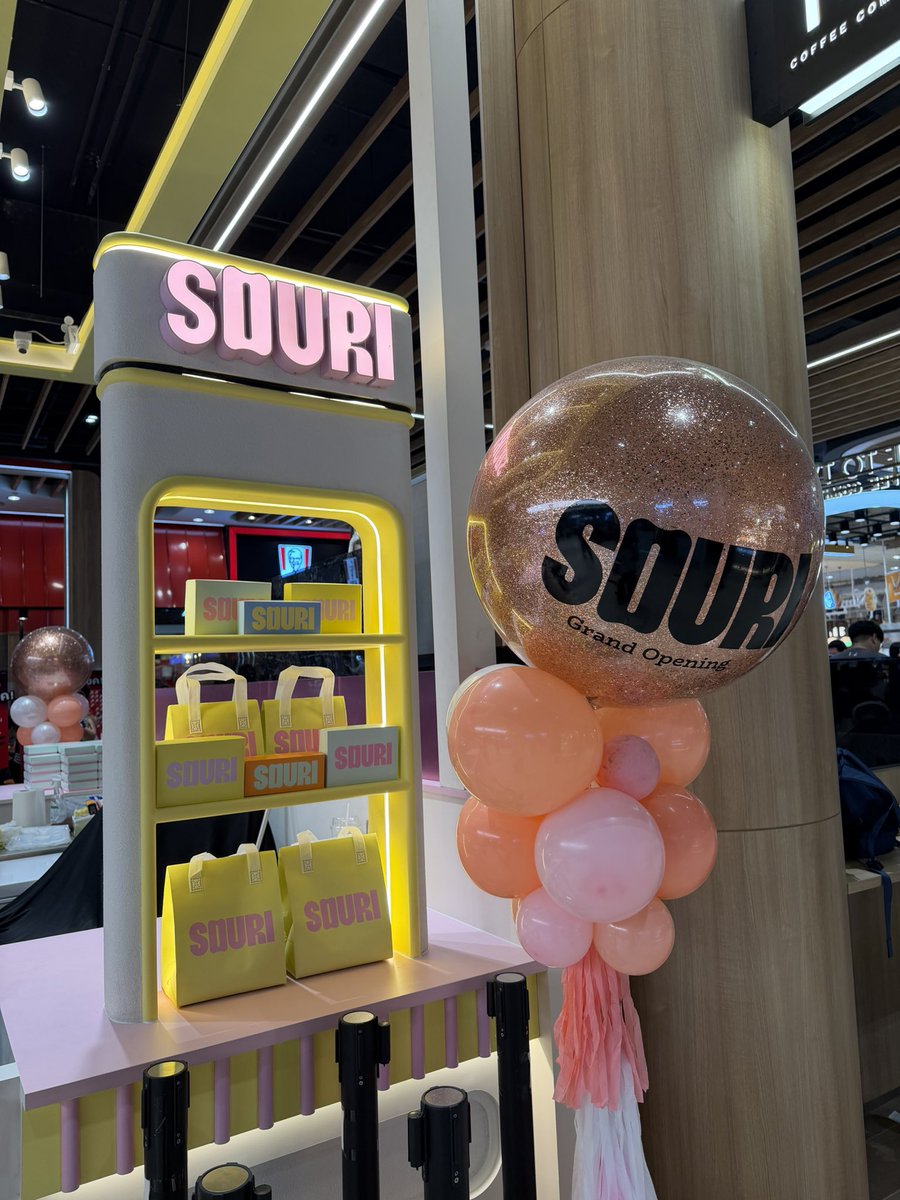 winstyle_wmp's tweet photo. ยินดีกับ SOURI สาขาใหม่ด้วยนะคะ 💖

📍 SOURI Central Northville ชั้น G  #SOURI #SOURIBKK
#winmetawin https://t.co/p8Mytx2ms4