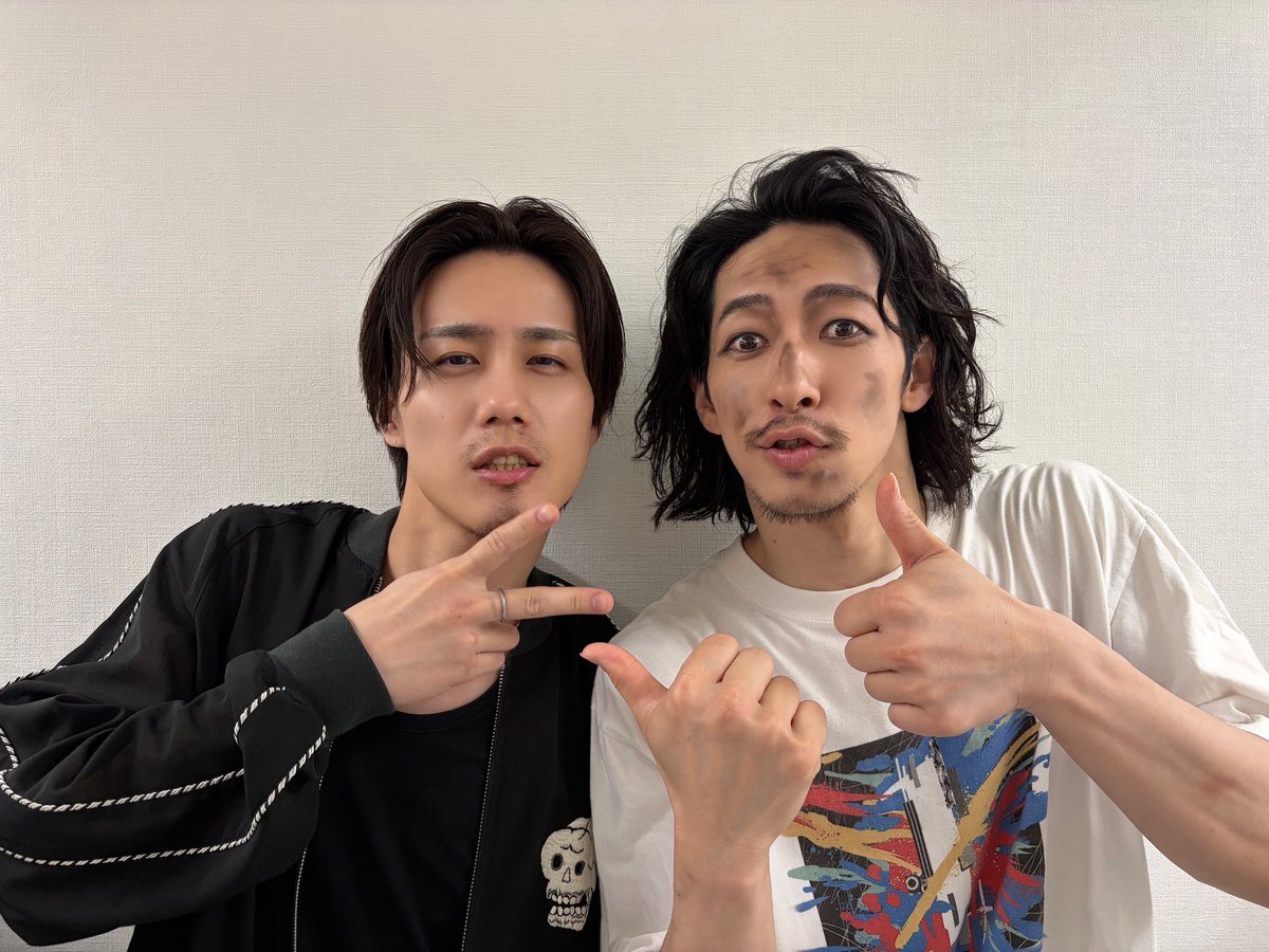 kobabako1230's tweet photo. #嗣ノ導 3日目マチネ、ご来場誠にありがとうございました！

折り返しまして残り3ステージ、魂込めてお届けします。
18:00よりソワレ、お席まだあります。ぜひスペゼロへ飛び込んでください！

ゆうき来てくれた！ https://t.co/OYjYmGcyKA