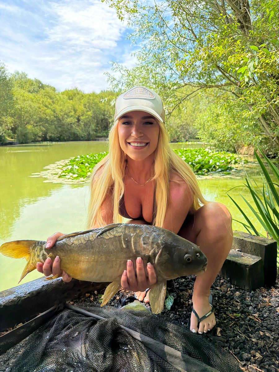 OLIVIAKATE32073's tweet photo. Caught a big fish 🎣 https://t.co/bQ6xePSnrQ