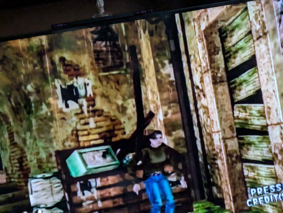 torennZ's tweet photo. 絶対助けるぜい🔫(ライフアップ)
#ハウスオブザデッド
#HOD2
#Wii
#SEGA https://t.co/svKGCZ4LGg