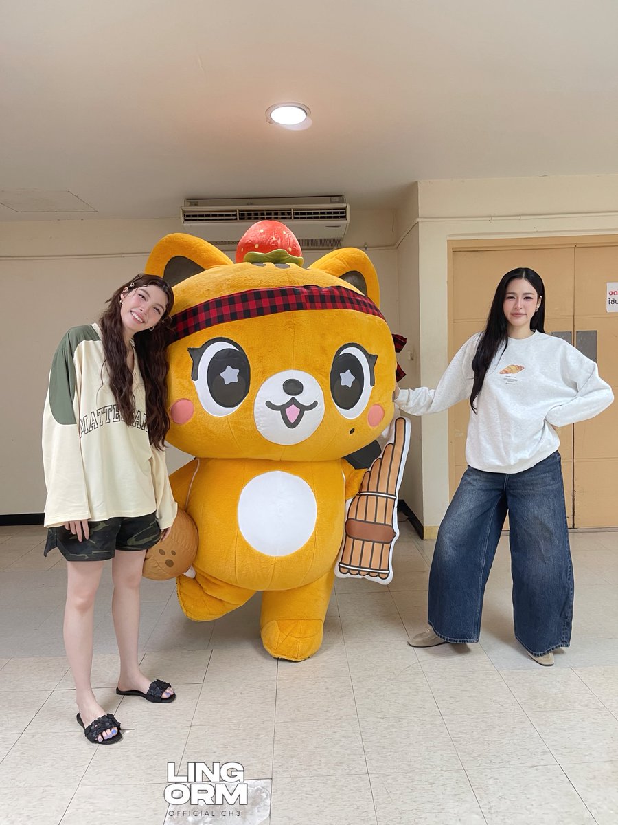 JkrsMex's tweet photo. Ya estamos esperando con mucha emoción todas las sorpresas que nos puedan regalar nuestras queridas LingOrm. y Lolo.

Sabemos que cada momento con ellas se convierte en algo especial.

LINGORM THAILAND FANTOUR #LingOrmKhonKaenFanMeet https://t.co/fWojwc8YDI
