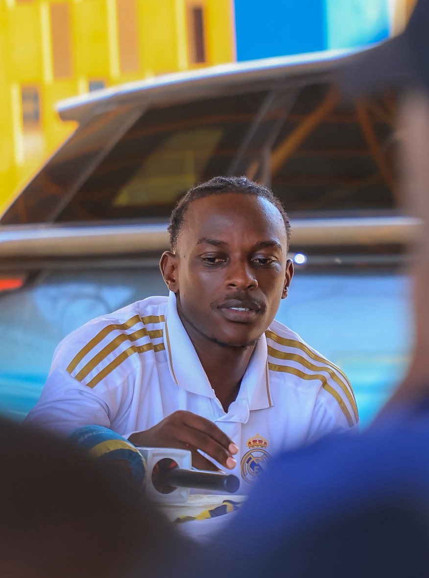 kizza_mustafa's tweet photo. Thank you to all the media people who graced our presser yesterday. Your support in our cause to #Play4Mutebi is very much appreciated.

9th July is the date at MTN Omondi Stadium 5k/10k fee https://t.co/KCpwpIHKJo