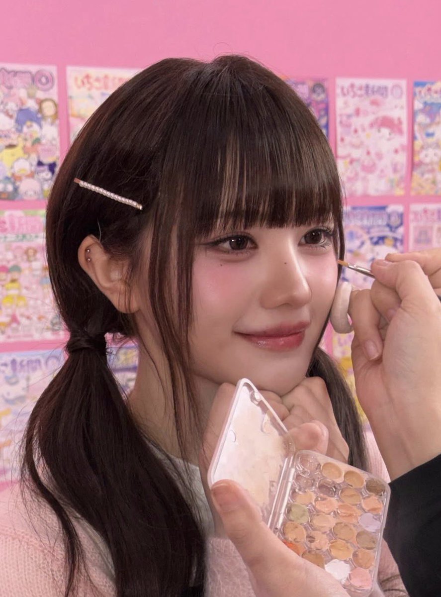 milshopmsr's tweet photo. iLifeのみゅうちゃんと日プのせりなちゃんって顔激似じゃない？この系統のTOP顔って感じでめちゃくちゃかわいい(՞⸝⸝o̴̶̷̥᷅  ̫ o̴̶̷᷄⸝⸝՞)💘💘 https://t.co/Sewo75ESMZ