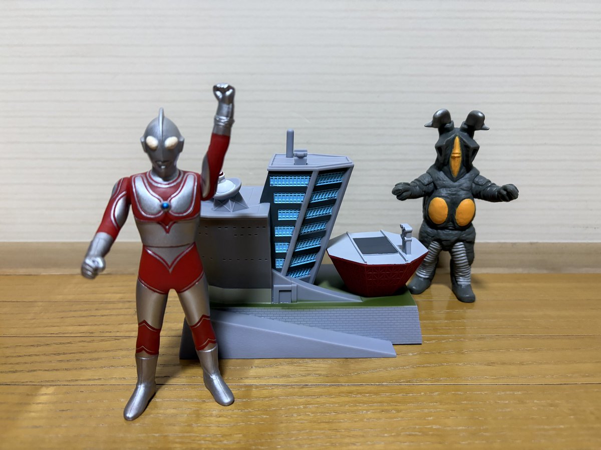 ultraider21's tweet photo. 何か違うシリーズ

#ウルトラソフビシリーズ https://t.co/usSvjKyFPf