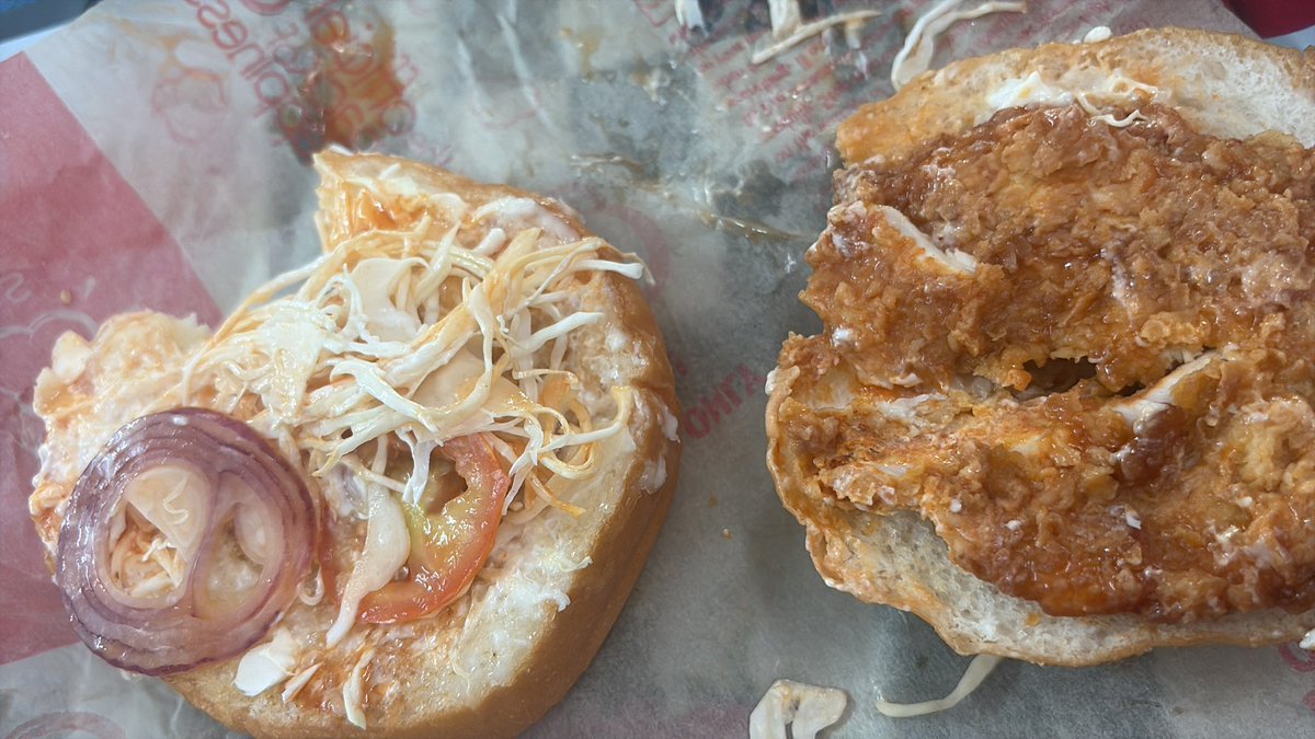 TestChandana's tweet photo. @zomato very bad customer care. Do you even value your customer??? I gave a complaint regarding the quality of this food but your customer support says you can’t do anything #boycottZomato https://t.co/R1EuYSTNab