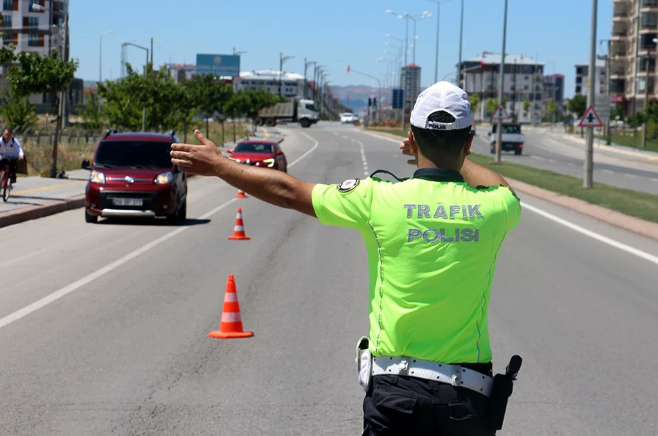 Danıştay'dan Trafik Cezalarıyla İlgili Önemli Karar: Kesinleşmeden Ödeme Emri Gönderilemeyecek