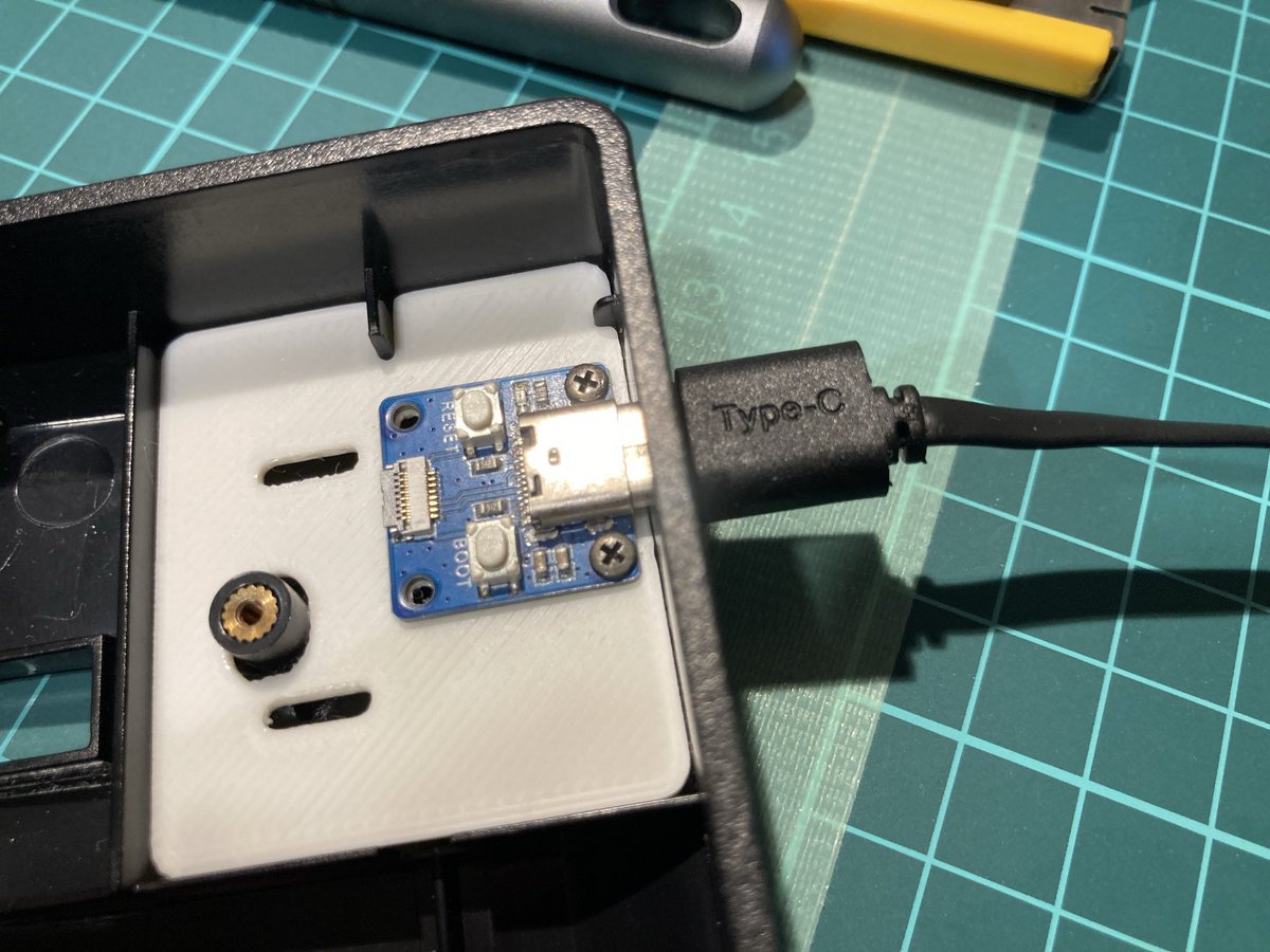 kmlab_keyboard's tweet photo. 週末の楽しみ
USB周りはほぼ完了✅
あとはPCBですな https://t.co/eo2M5hJP95
