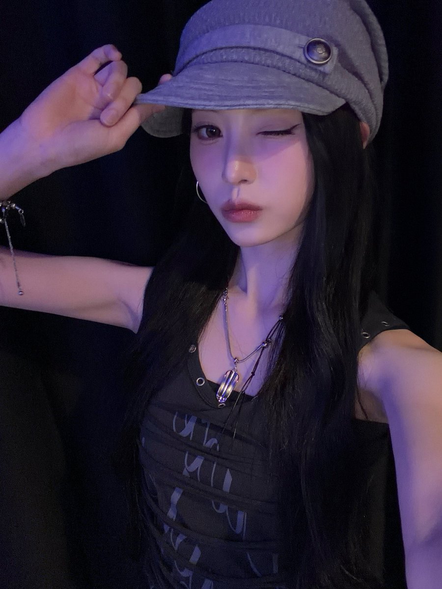 kkioxo's tweet photo. 심장 어택 당함 💘💘 https://t.co/sx3tPYJP0H