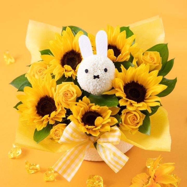 FlowerMiffy's tweet photo. 🌻おすすめ🌻
７月のバースデーフラワーは
　「ひまわり」

生花・アートフラワー・グッズ
お取り扱い中です♪

▼フラワーミッフィーオンラインショップ
　https://t.co/BT6j1Zmkkj https://t.co/Oj0uov5RMQ