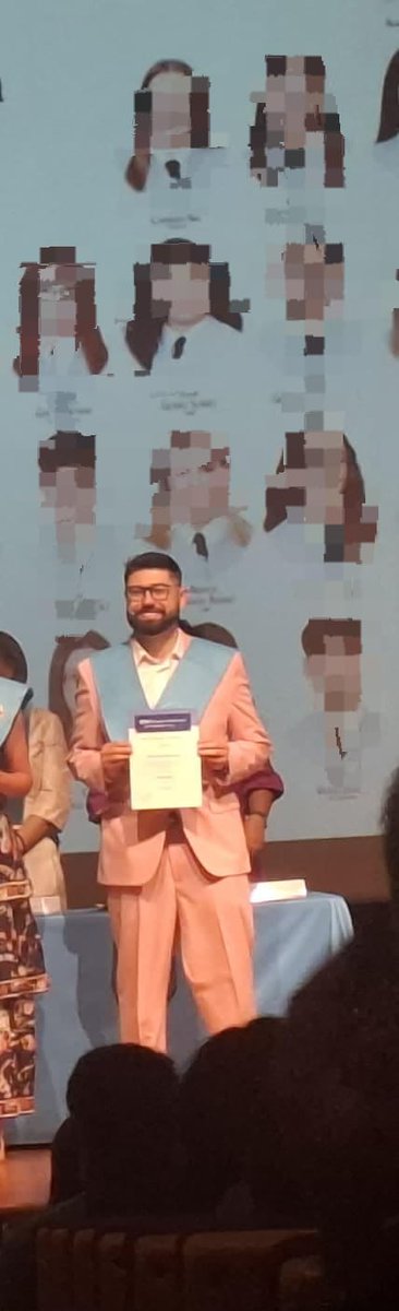 pabletevf's tweet photo. Oficialmente Mestre de Educación Primaria 👨🏽‍🏫 https://t.co/uebdbZI1vo