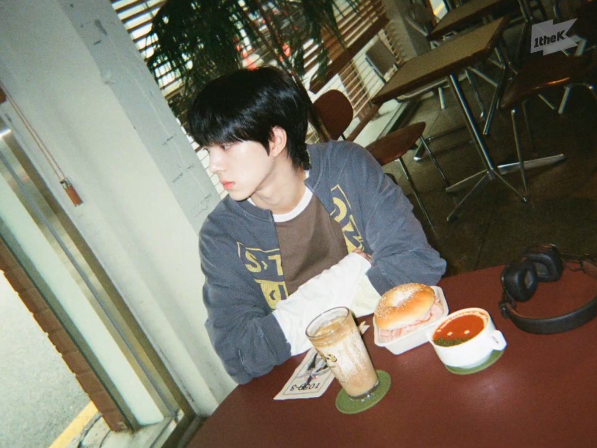 baby_shark_jh's tweet photo. 이거 내가 좋아하는 백준혁 https://t.co/pehYCHIqZi