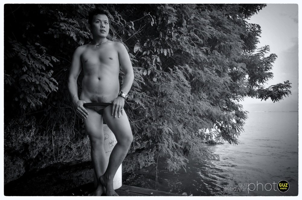 OpeySetiawan's tweet photo. "Hot Daddy | Monochrome" Parts:50
Photos by Me/11012014
#NakedManinNature #bugiltelanjang #priabukacelana #bugilindo #amateur #okalhangat #bugilHot #SexyArmpits #hotdaddy #bigdick #nude #telanjang #bugil #naked #lovebugil #Uncut https://t.co/fxLdaXUmwE