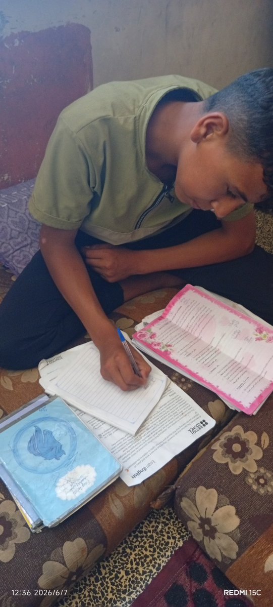RajaQ63505's tweet photo. 🚨🚨Dear friends🚨🚨, I need your help. I need stationery and study materials to continue my education. I need $200 for the materials only. I hope you will stand with me and help me achieve my goals and dreams. Any help from you would make my heart happy. https://t.co/m21UZklUk4