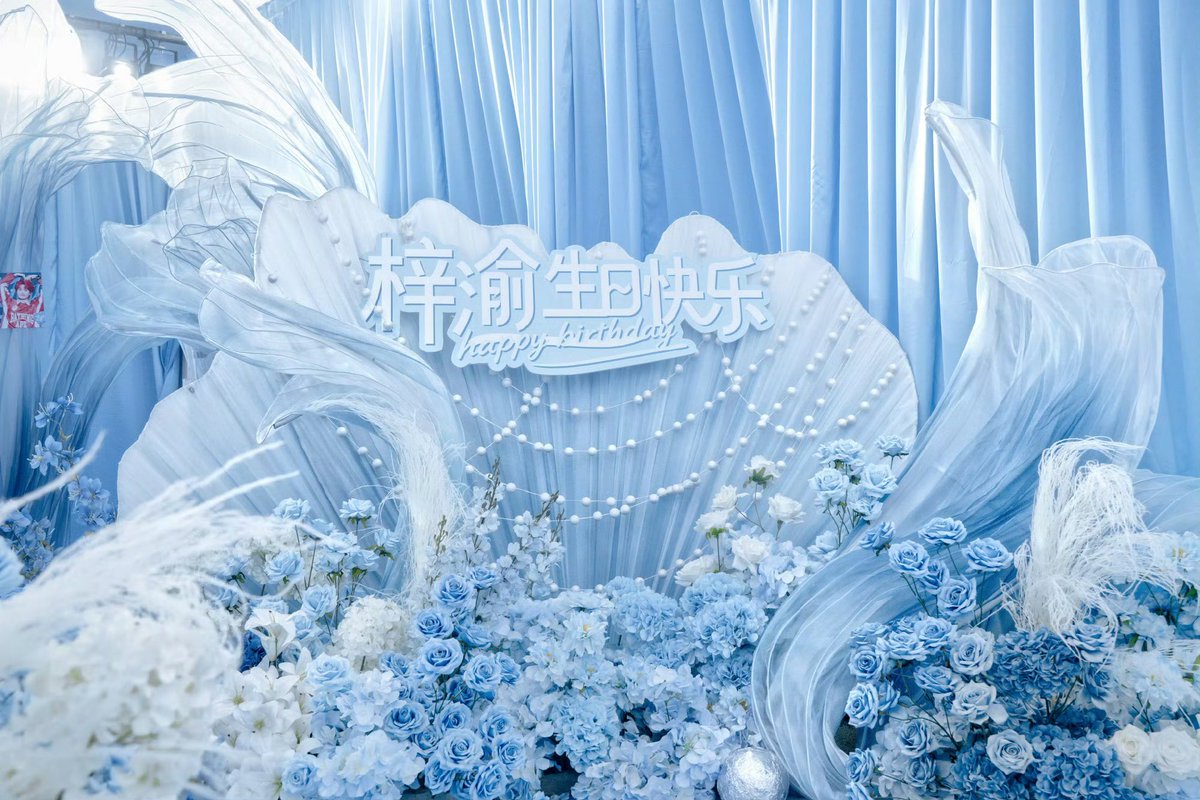 only_loveziyu's tweet photo. เหมือน
หลุดเข้าในนิยายเลยคืออธิบายไม่ถูกสวยมากกก #ziyi #yuni 🔮💙 https://t.co/e0juSVf6gh