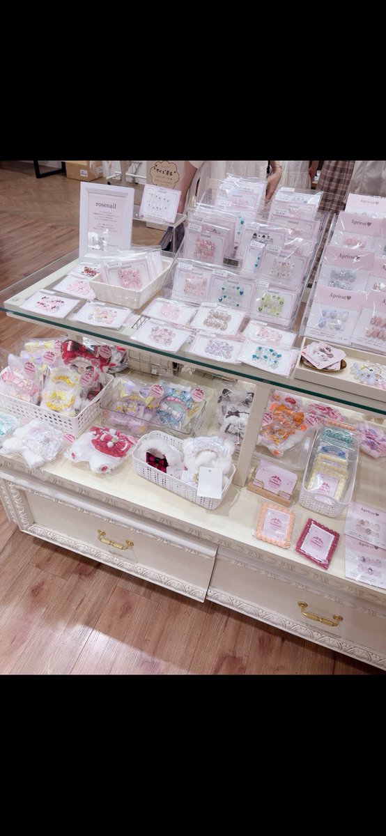 Nyan_handmade's tweet photo. 現在の在庫状況頂きました🎀
残り数点となっていています𝜗𝜚.˚⋆

世界に一つだけのデザインで他の方と被ること有りません꙳⸌𖤐⸍꙳

7日までの出店となります⸝⸝꙳
GETしたい方はこの機会に 是非➷
#手元の推し活まつり https://t.co/EIZ8wLZaw7