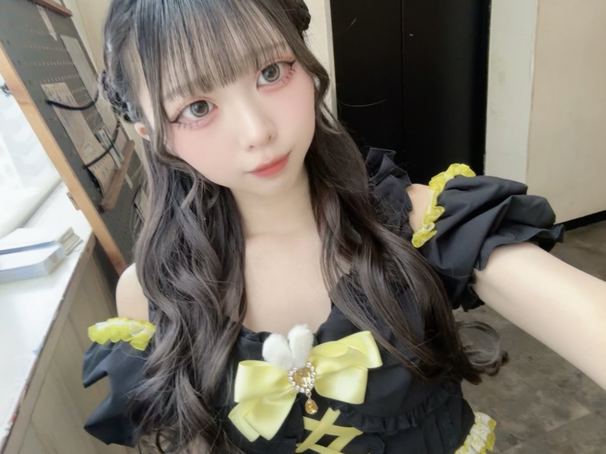 yurinaaa_1121's tweet photo. インプレ！VOL.6

見てくれた方ありがとうございました✨
久しぶりにやった曲あったけど、口が回らなさすぎた…😂

明日はあみちん生誕💜いっぱい騒ごうね😂 https://t.co/ZJsUMAuKvS