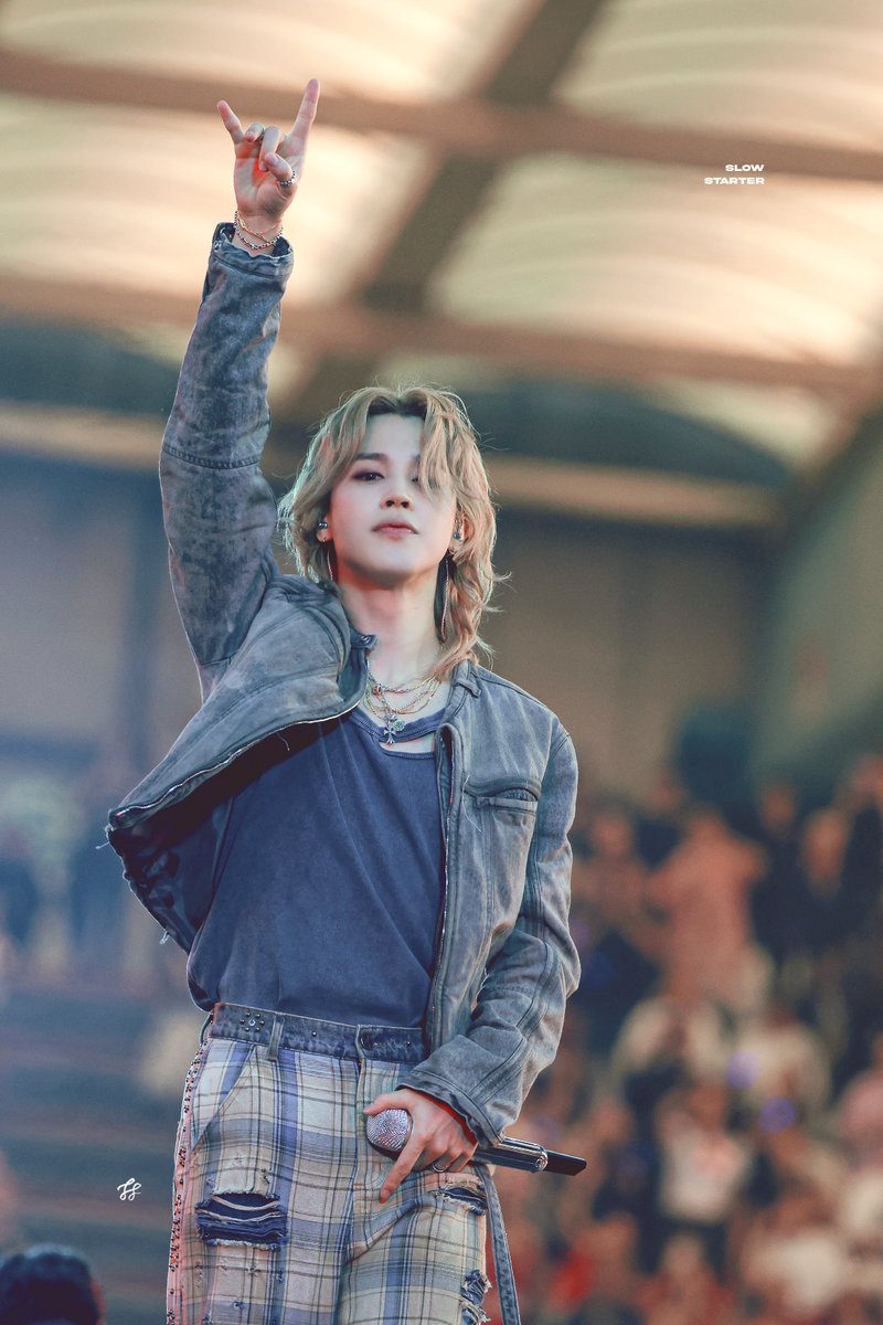 slowstarter1013's tweet photo. 260702 확신의 락스타

#박지민 #지민 #JIMIN #ParkJimin #ジミン @BTS_twt https://t.co/BKhQfyAPdp