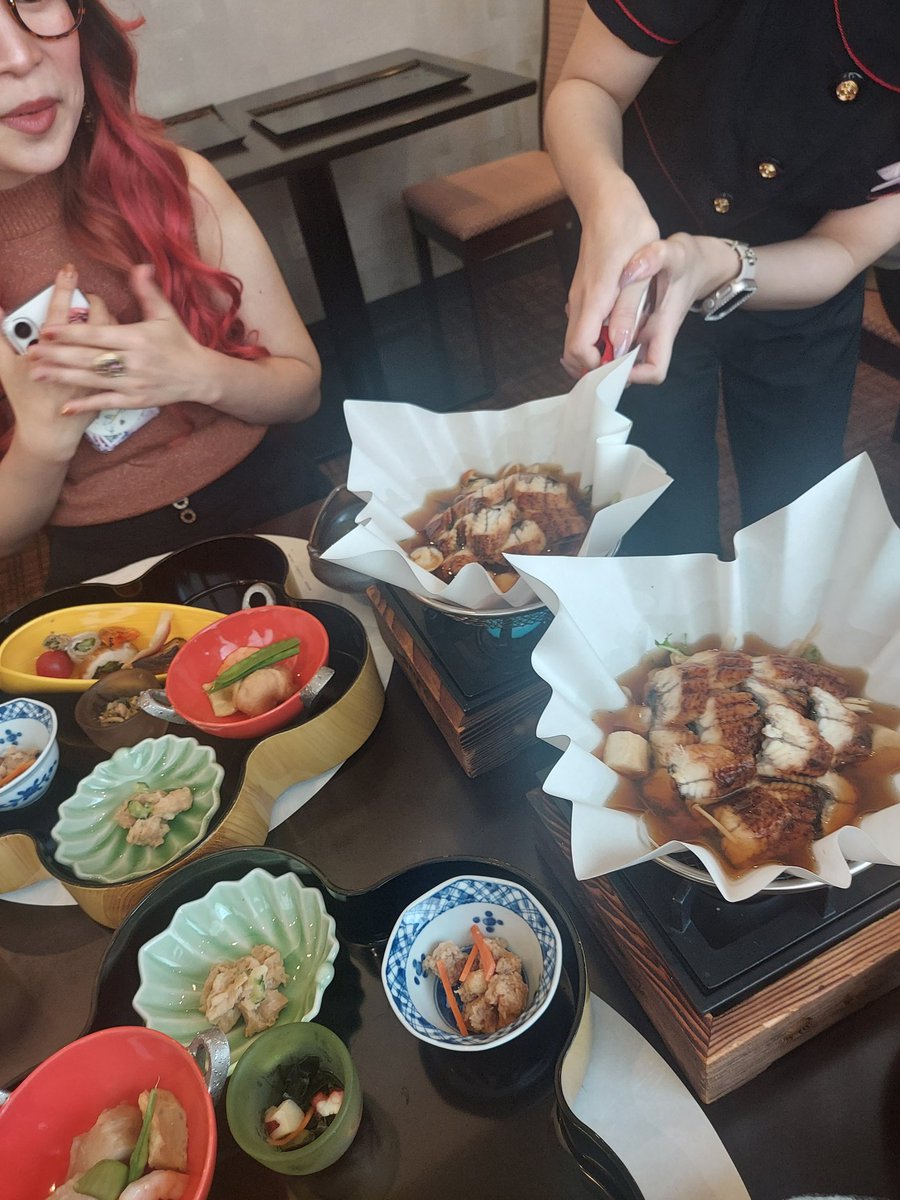 sads_k's tweet photo. まいまいと同じメニューぅぅぅ！
ランチ会で目の前で推しが美味しそうに食べてるの見れて幸せっ🌸

そして美味しいしボリュームあるランチ、バイキングもついてて素晴らしかったです👏
福井フェニックスホテルの養浩館さんのランチ最高っ🍴

#さくらいと 
#護国まいさん
#福井フェニックスホテル https://t.co/LpNZmZWHkO