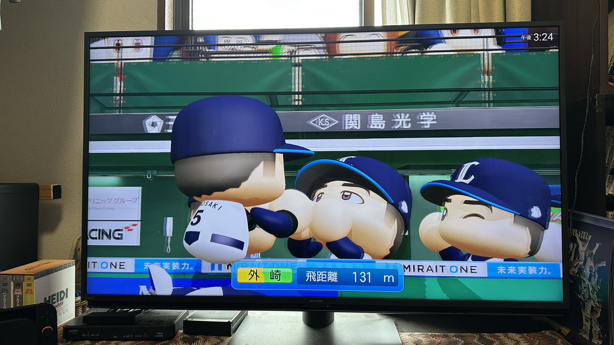 JunPayton's tweet photo. 久々にパワプロ買ってみた。出かける前に少しだけ、ライオンズを操作して渡辺謙がぐうの音も出なくなるほど侍ジャパンをボコボコにやっつけました。緊迫した展開の試合を楽しむ為のレベル調整が難しい。 https://t.co/m7a1eSq8eS
