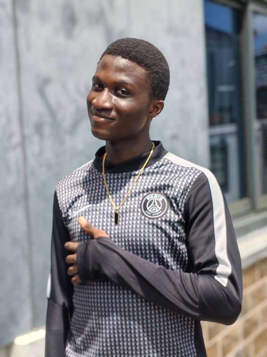 peterlightspeed's tweet photo. I'll start 👇

I'm Peter Lightspeed, a Software Engineer from 🇳🇬 building PLS Nexus

I share Python, Go, AI and backend development content while building in public

Your turn
What's your name, what do you do, and where are you from?

Let's connect 🤝
#ConnectionSaturday #Tech https://t.co/X0DGMWQmOf