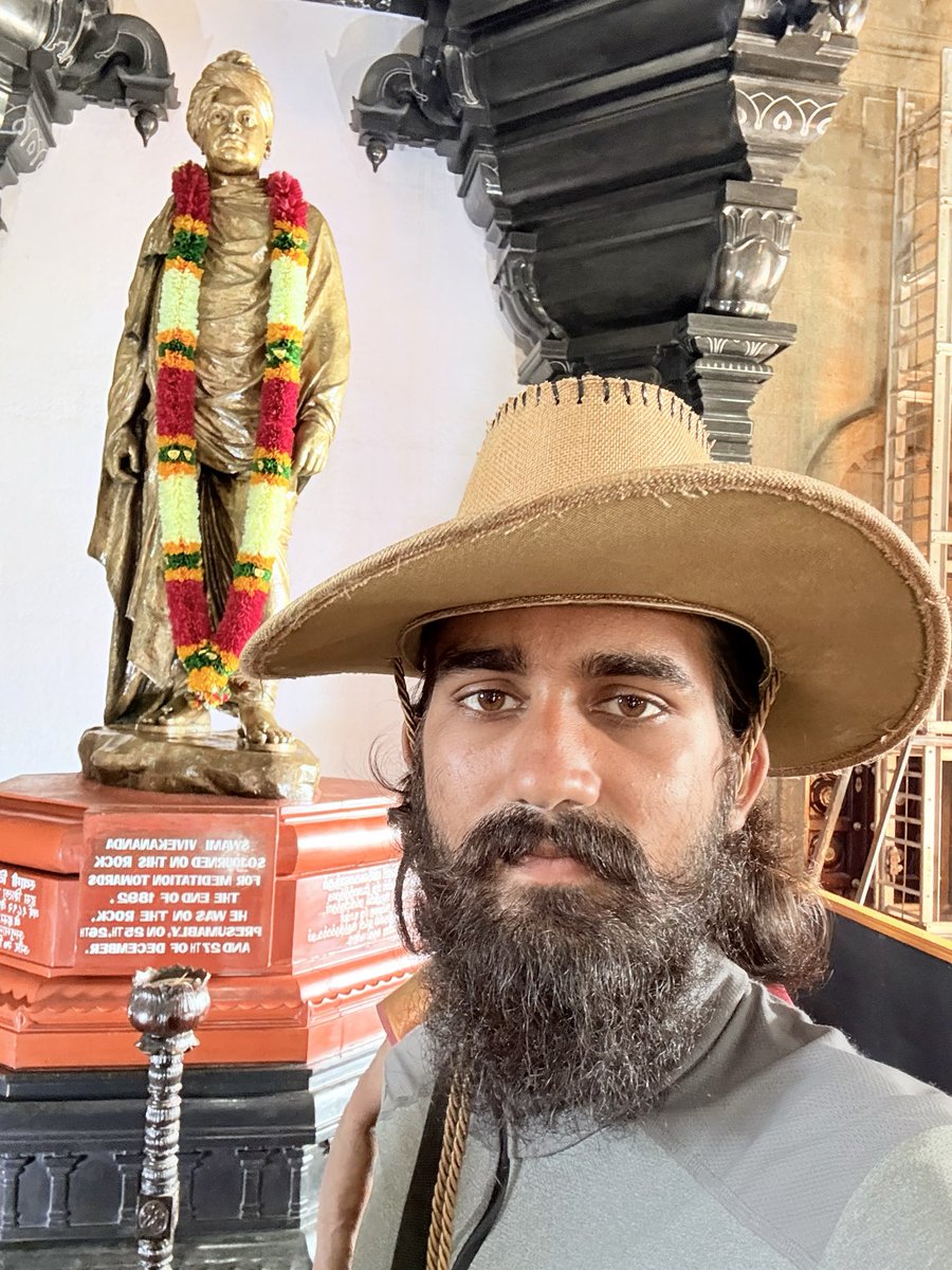 ashuunstoppable's tweet photo. परम पूज्य स्वामी विवेकानंद जी की पुण्यतिथि पर उन्हें कोटि-कोटि नमन। 🙏

उनका संदेश—"उठो, जागो और लक्ष्य प्राप्ति तक मत रुको"

Mission Fit India केवल एक यात्रा नहीं, बल्कि स्वस्थ, जागरूक और सशक्त भारत की ओर एक छोटा-सा प्रयास है। 🚴🇮🇳

#SwamiVivekananda #MissionFitIndia  #Cycling https://t.co/plUqnUxk5O