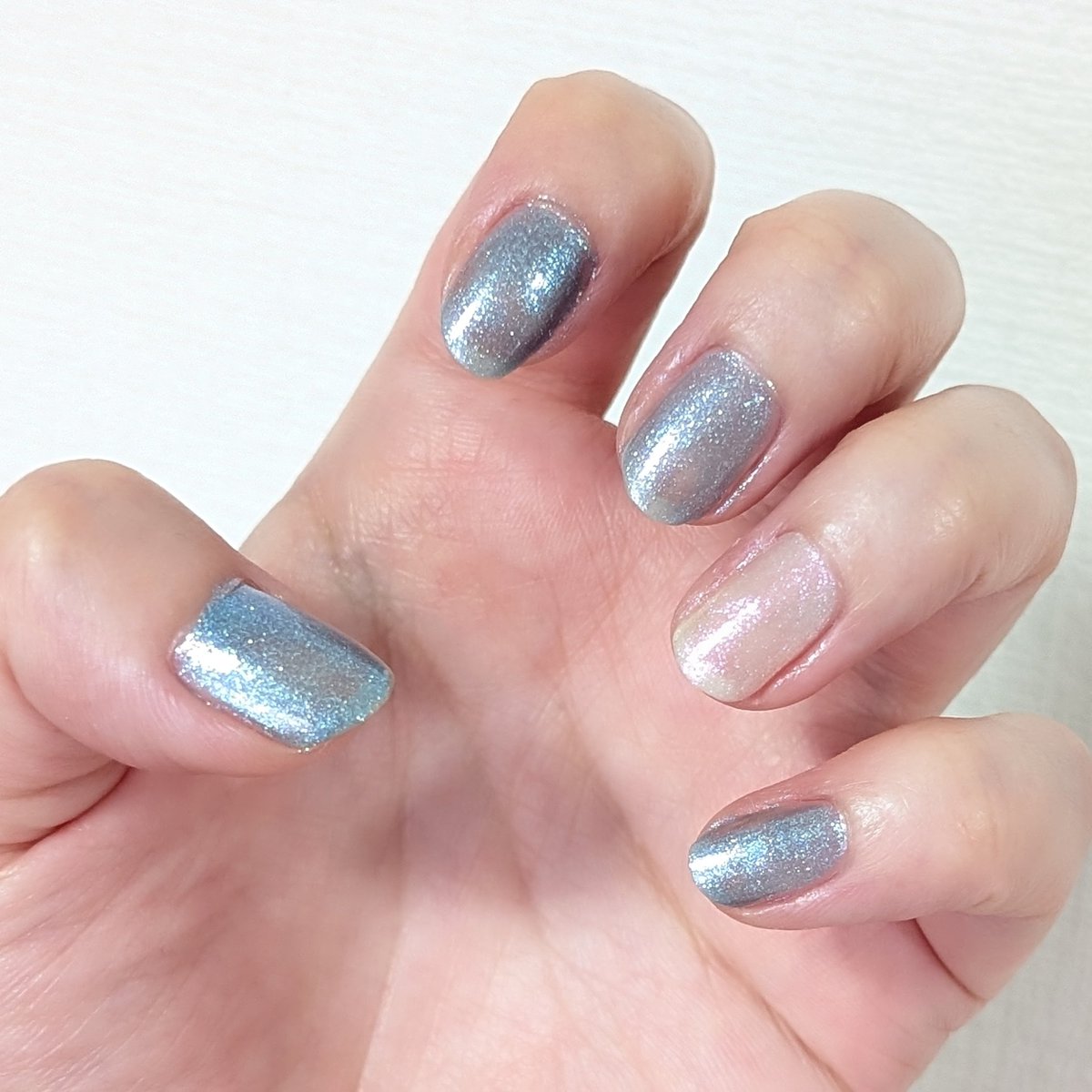 rustylll2's tweet photo. 塗りました！夏セルフネイル💅レビュー用💘🫣 https://t.co/sXN9aFaz0d