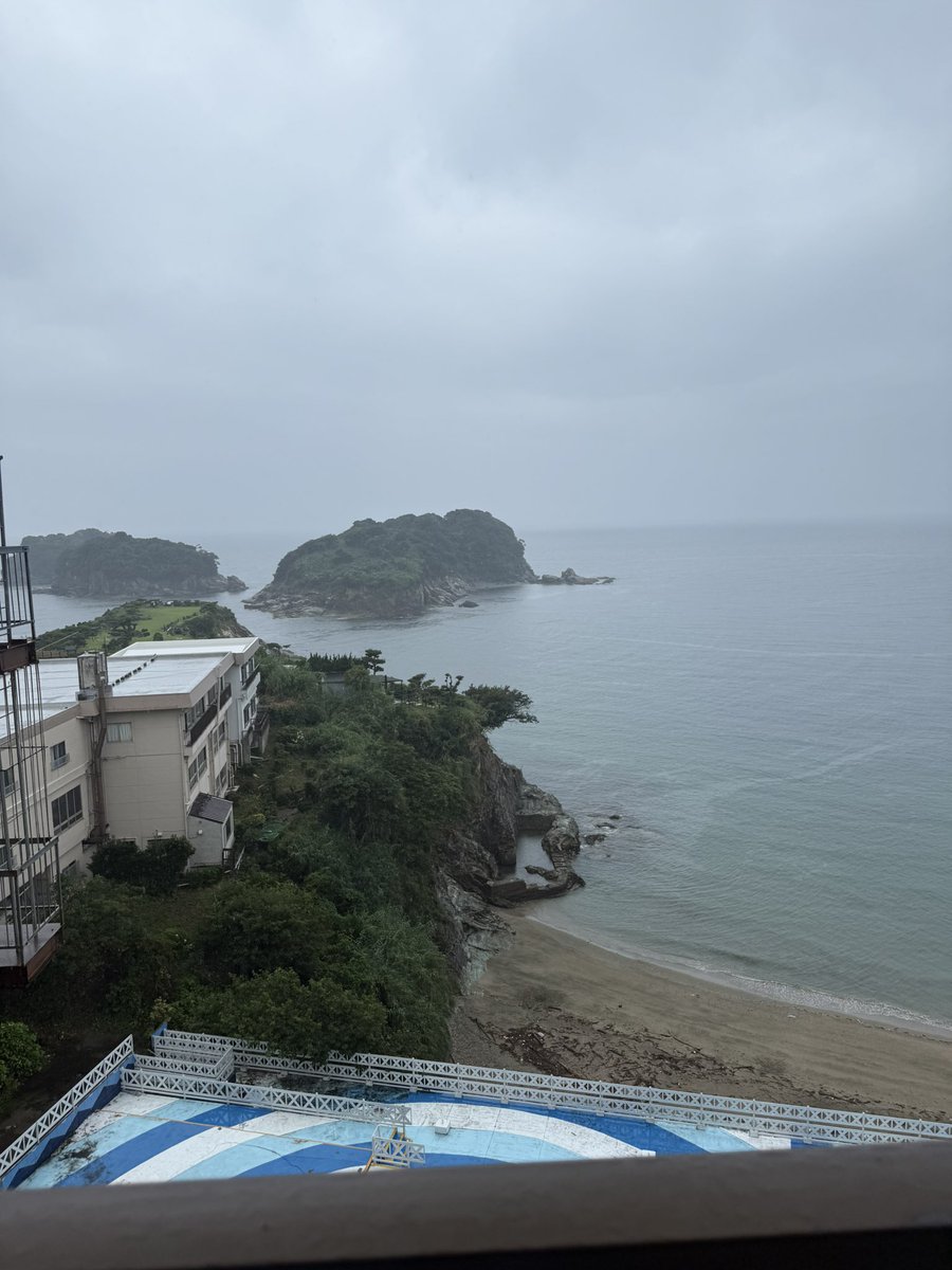 ikepyon606's tweet photo. 和歌山のアマルフィ見てからホテルに到着 https://t.co/0ffYa2tebD