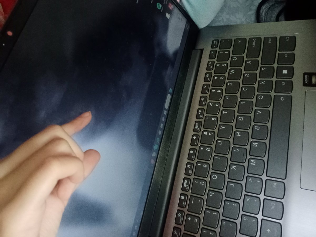 twochopperr's tweet photo. PLLSSSS SAYANGKU INI KENAPAA YH, dia gasadar apaa klo dia SEMANTEP SEGANTENG ITUUU ARGRHRHRHHR, pls mau siaraan di masjidd klo sayangkuu mantep banget gaada yg ngalahin sealam semestaa, TOLONG MAMAH DIA SPILL DIKASI MAMM APA SEHARI HARINYAAA 🤤🤤😁😁😁 https://t.co/NRYzRi7zRx