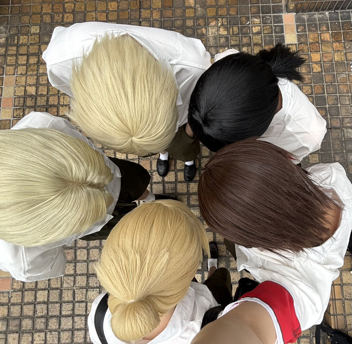54ayyt's tweet photo. りだつ！！🏃‍♂️‍➡️神メンツ念願メンツ♡すぎてとんでもなく楽しかった~、相互さんにも割と会えて満足🙂‍↔️ミコちょずアキとろ1日中ありがとう愛してる、また併せさせてね😽
明日もaotで、私服の🧣でいます💁‍♀️被ってる方会いましょт т #アコスタ池袋 https://t.co/NMEkMBMuj3