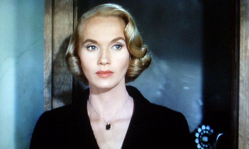 Jorge18994756's tweet photo. Todo el mundo en pie! Hoy cumple 102 años una de las grandes de Hollywood. #EvaMarieSaint #LaLeyDelSilencio #Exodo #ConLaMuerteEnLosTalones #LaNocheDeLosGigantes https://t.co/WLE3bUo0Cs