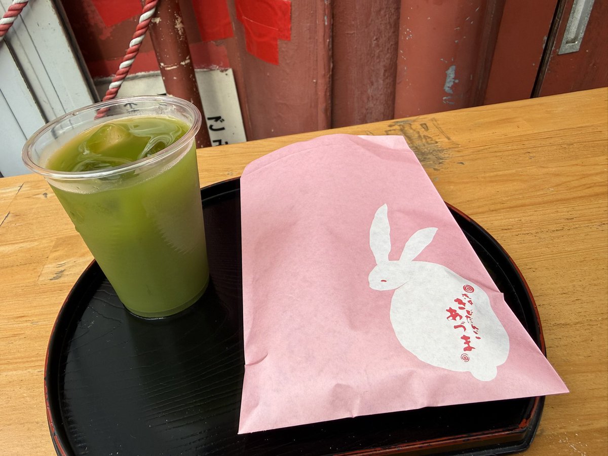 pantomimelice's tweet photo. ひとり浅草旅
冷やし抹茶めっちゃ好き！ https://t.co/3AVBkwNFwx