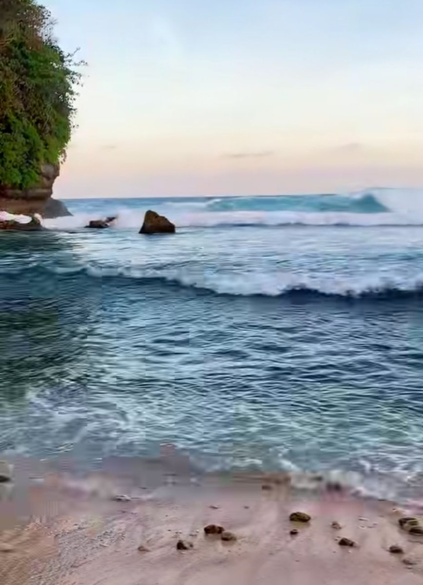 cleartouchug's tweet photo. Accept reality!
When you finally realise that nothing is permanent in this wild,
You will become more tolerant, 
More forgiving and less judgemental. 
A blessed weekend to you all 🙏 🙏 https://t.co/jy9rvFyFz4