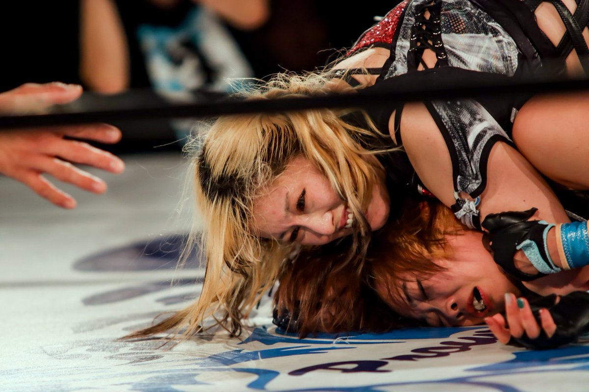 YuuRI_916's tweet photo. #GanPro
昨日は #wavepro 新宿ありがとうございました🌊

YuuRIの #CTW26 は昨日で幕を閉じました🥲

投げも、打撃も、関節も、パワーも。
どれを取っても、一歩先をいかれていた。
最後は腕も足も封じられ、完全に逃げ場をなくした。
勝負を決め切る強さを見せつけられた。

悔しいけど、、、
MIRAI。絶対に波女になれよな‼️‼️‼️