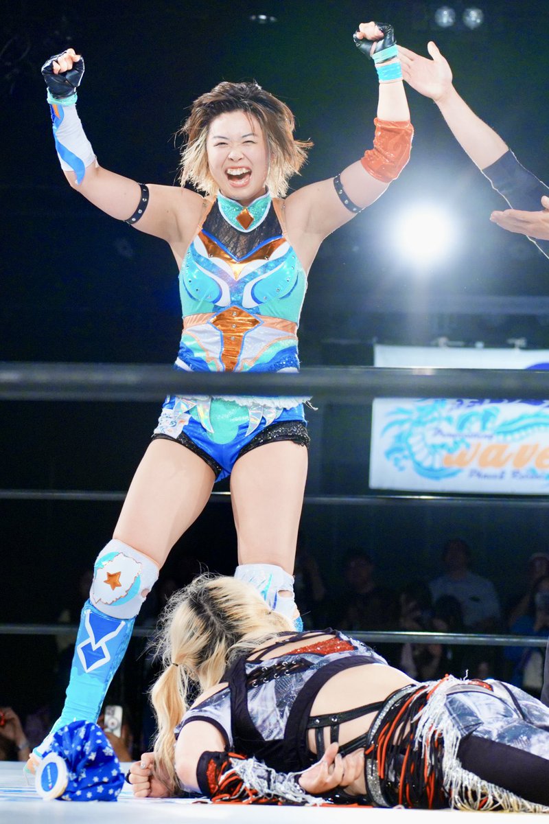 YuuRI_916's tweet photo. #GanPro
昨日は #wavepro 新宿ありがとうございました🌊

YuuRIの #CTW26 は昨日で幕を閉じました🥲

投げも、打撃も、関節も、パワーも。
どれを取っても、一歩先をいかれていた。
最後は腕も足も封じられ、完全に逃げ場をなくした。
勝負を決め切る強さを見せつけられた。

悔しいけど、、、
MIRAI。絶対に波女になれよな‼️‼️‼️