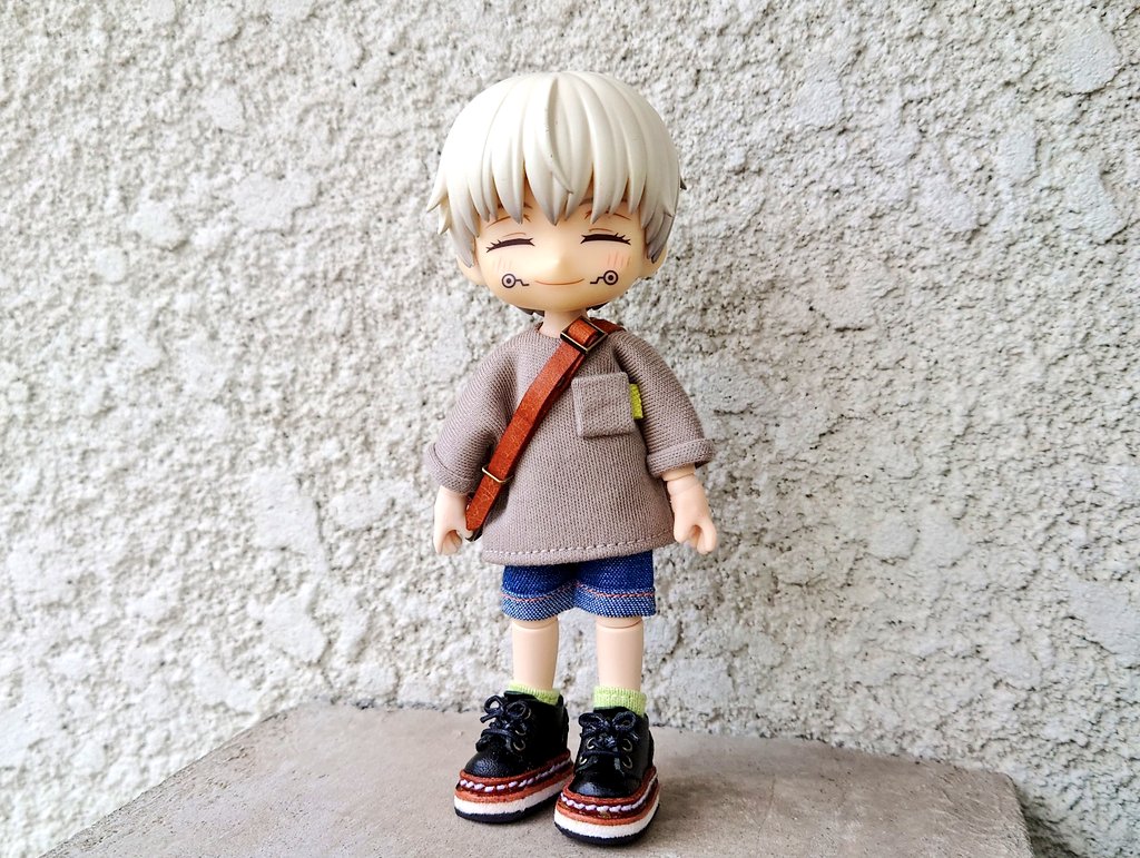 f_hollyhock's tweet photo. 元気いっぱいの小学生みたいに見える🤭

👕👖🧦あお さん(@aoooeeee)
👟めばる工房さん(https://t.co/ceCACIbAKO)
👜mg.LEATHERさん(＠mg44_leather) https://t.co/l5nEmPBJXy