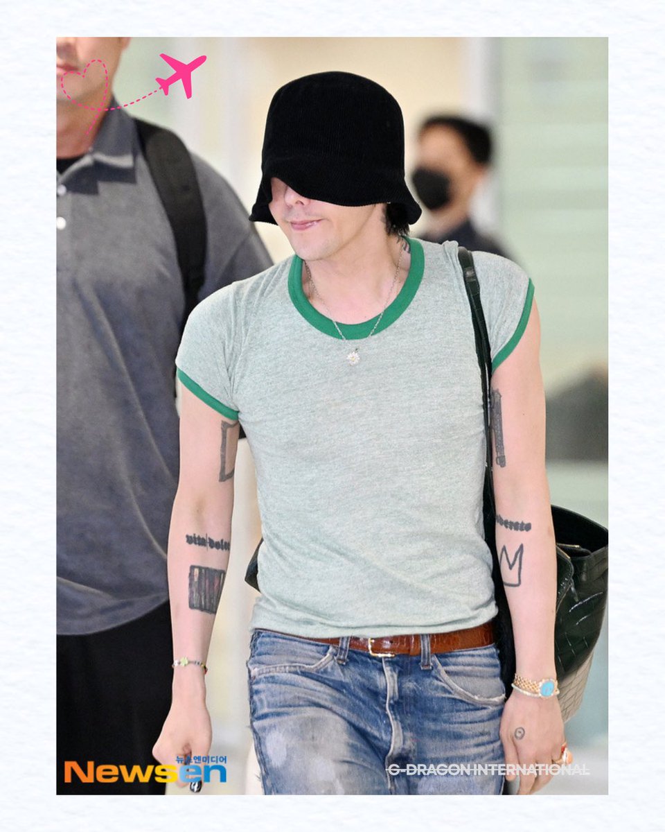 gdragonintl's tweet photo. Safely arrived and looking great!! https://t.co/TVQjNalsHe