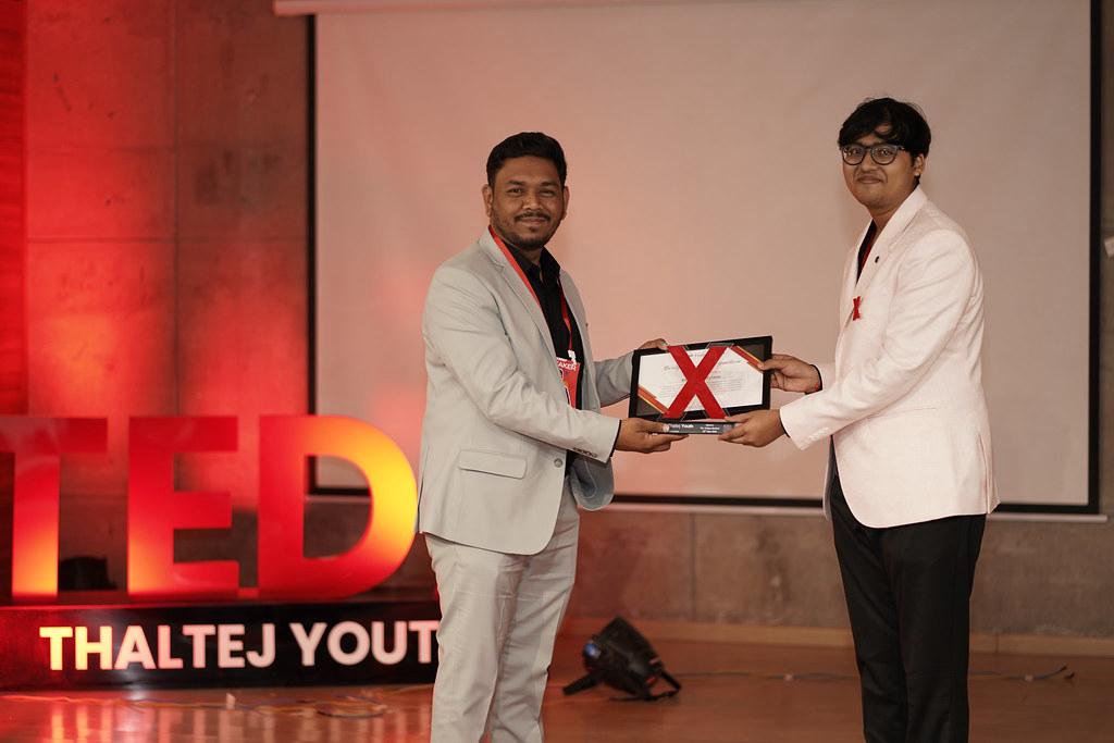 cyberoctet's tweet photo. Cybersecurity awareness starts with people. Proud to see Falgun Rathod deliver an inspiring TEDx Talk on The Human Side of Cybersecurity, highlighting digital security, cyber awareness, information security, and cyber resilience for a safer digital future.
#TEDx #CyberSecurity https://t.co/VLVKDc1YQp