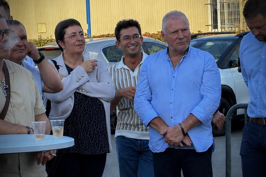flavien_jouve's tweet photo. 🇫🇷 Repas de fin d’année de la Fédération @RNLotetGaronne avant la trêve estivale.

Un moment convivial pour remercier chaleureusement nos adhérents et nos militants pour leur engagement, leur fidélité et leur mobilisation tout au long de l’année.

Bel été à toutes et à tous ! ☀️ https://t.co/H1CiqSeSZs