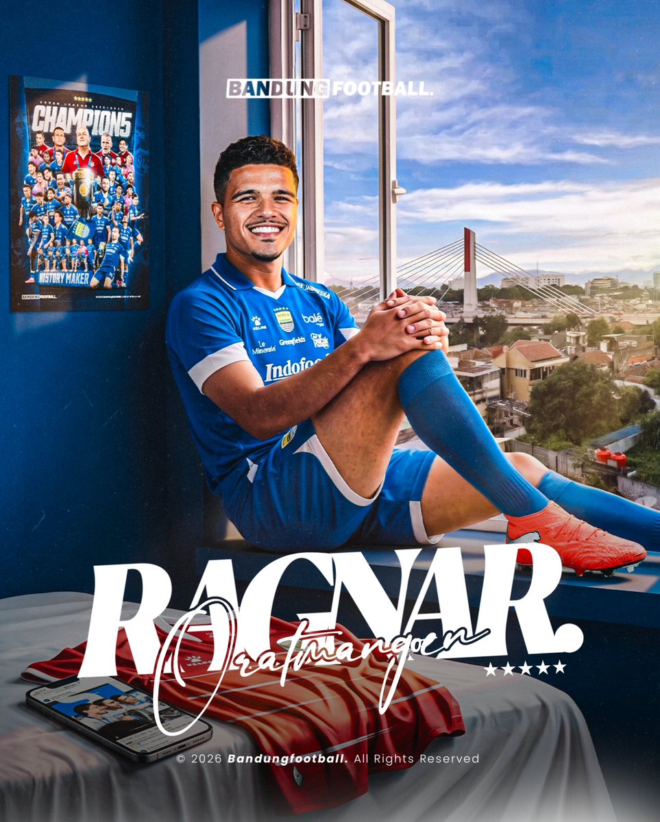 bandungfootball's tweet photo. 𝑺𝒆𝒍𝒂𝒎𝒂𝒕 𝒃𝒆𝒓𝒈𝒂𝒃𝒖𝒏𝒈 𝒅𝒊 𝑱𝒂𝒘𝒂𝒓𝒂 𝑰𝒏𝒅𝒐𝒏𝒆𝒔𝒊𝒂, 𝑹𝒂𝒈𝒏𝒂𝒓 𝑶𝒓𝒂𝒕𝒎𝒂𝒏𝒈𝒐𝒆𝒏! 🇮🇩

Wak Haji Ragnar is a blue! 💙
Selamat datang di rumah baru dan birumu! 😀🇮🇩

Fifth signing of the season! 🔵

#BandungFootball #BFCOM #Persib #Bobotoh #WilujengSumping https://t.co/A3UWExTtCi