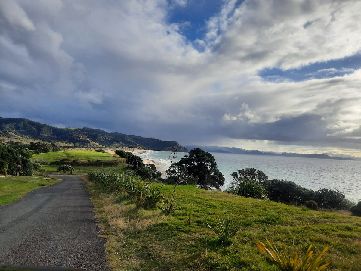 Sparkymannz's tweet photo. Otama Bay, https://t.co/YpfwiUuWxa