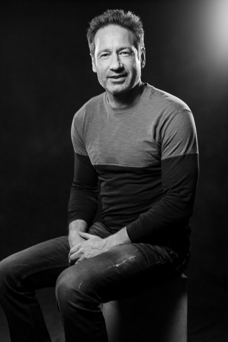 ddbeliever8's tweet photo. โ from the 2016 photoshoot ๐ธ Mark Mann. Promo The X-Files revival.
#thexfiles #xfiles #davidduchovny https://t.co/kKTKmsLypw
