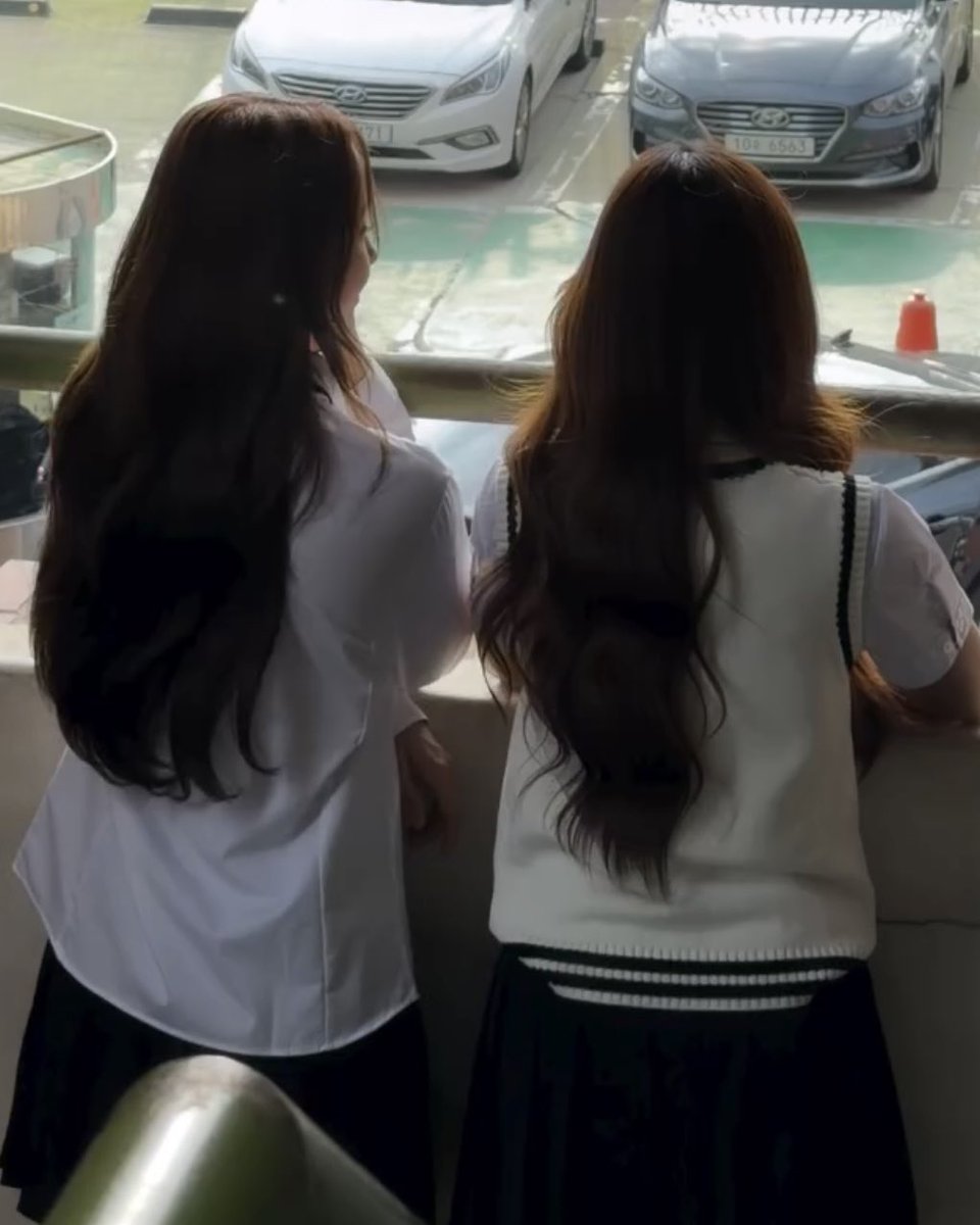 almostlastaug's tweet photo. ยอโรบุร ซีรี่ส์เกาหลีปะ ขึ้นเอนเครดิต subway

FINALLY NAMTANFILM IN SEOUL
#GirlRulesFMinSeoul https://t.co/WOvmbEV9wh