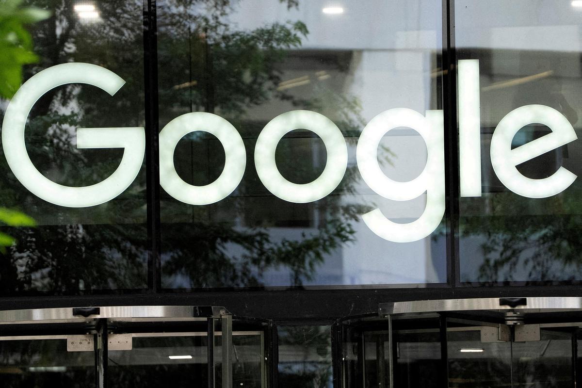 ZaiaTheTechGal's tweet photo. EXCLUSIVE 🌠; Google lost £4.1B.
Alphabet’s Google on Thursday lost its fight against a record fine imposed by EU antitrust regulators eight ‌years ago for using its Android mobile operating system to block rivals, a court ⁠ruling likely to boost Europe’s crackdown on Big Tech. https://t.co/dGeTdl1nsA