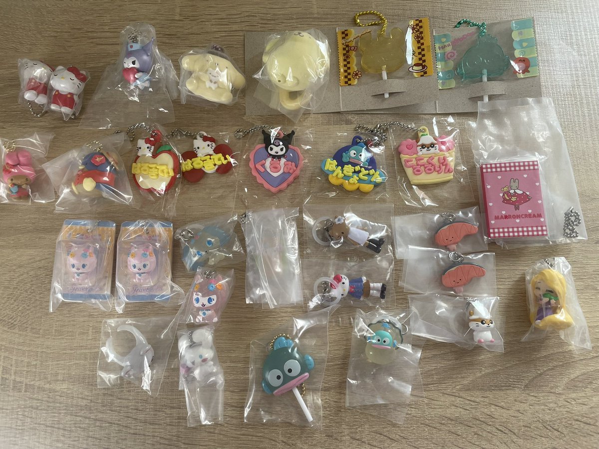 mil_o226's tweet photo. 【郵送交換/譲渡】
めじるしアクセサリー ガチャガチャ
サンリオ たまごっち ヨッシー mikko ディズニー

譲→画像1～3枚目
求→リプのもの(🎀最優先)
画像以外でもシナモン/はなまるおばけ/mikkoムース関連検討いたします◎

ものによっては定価+送料でお譲りできます🍀*゜(お支払いPayPayのみ) https://t.co/wyGETTz9De
