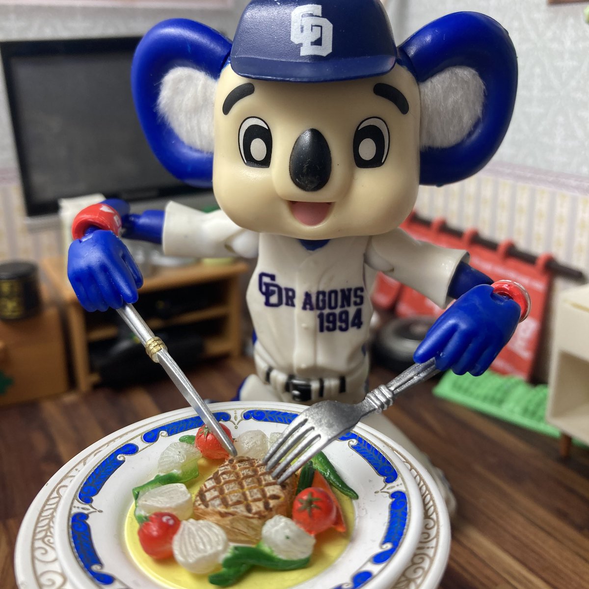 doalagohanbot's tweet photo. (いーーーしかわ!!!!!!!!! いーーーーーしかわ!!!!!!!!!!!!!!!!!!!)
と思うドアラであった https://t.co/kOEekAXsom