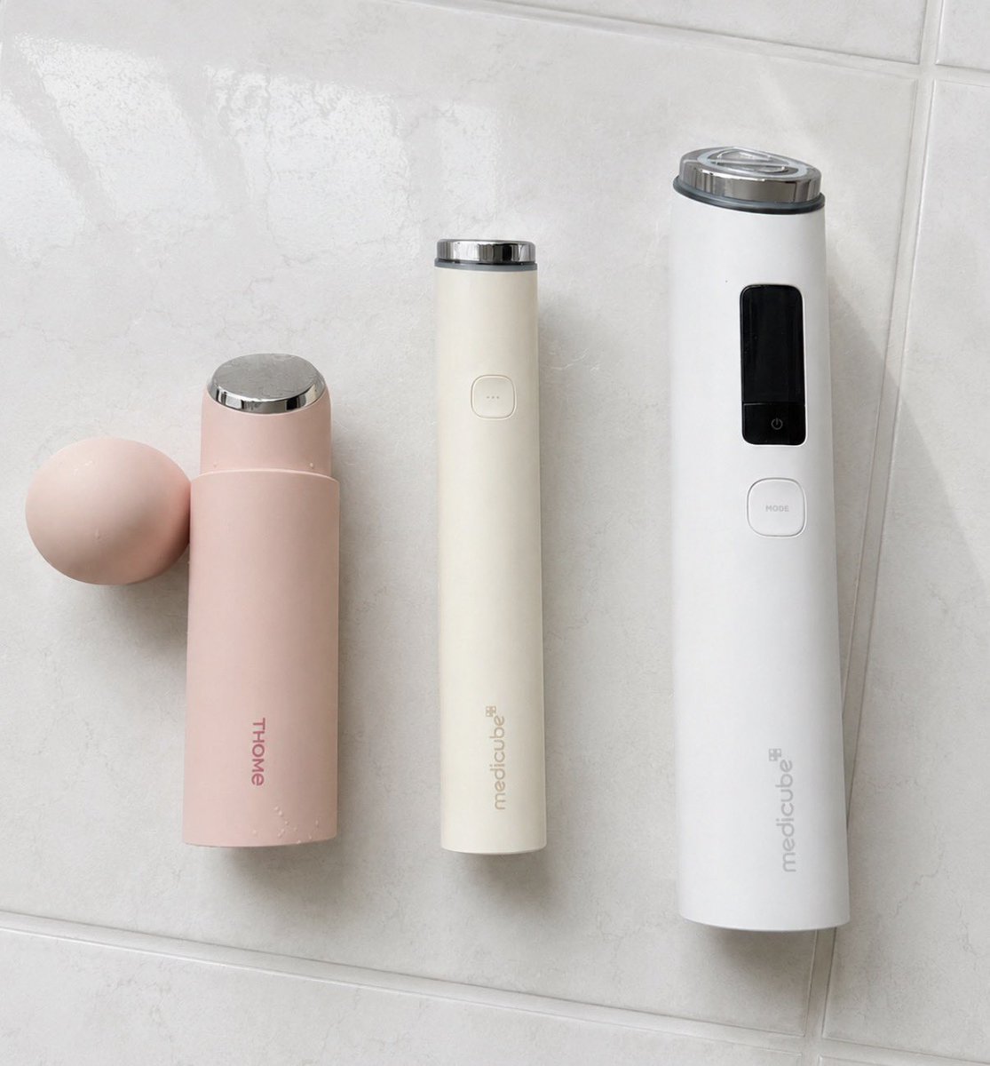 sakura_25mochi's tweet photo. X界隈をざわつかせてる美顔器。実際買う価値あるのか。試してみたので続けます https://t.co/zsm3Irjuxg